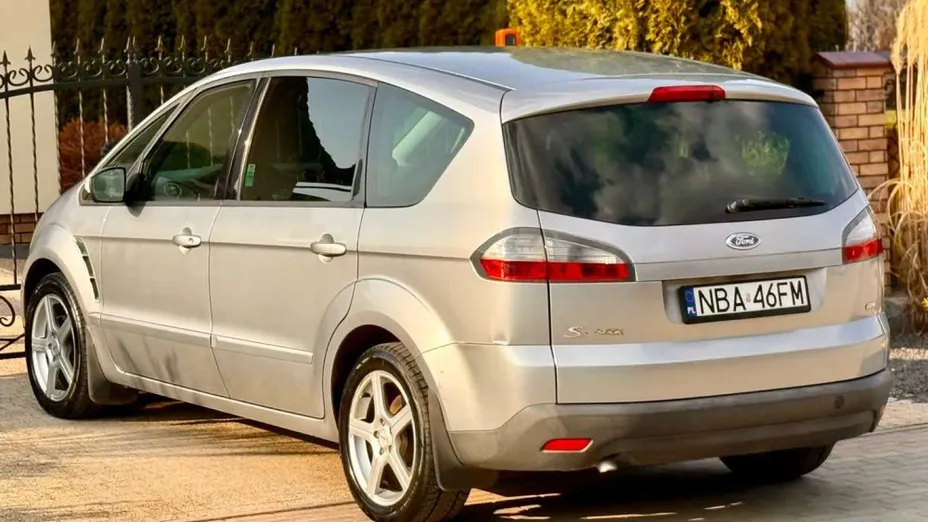 FORD S-MAX -