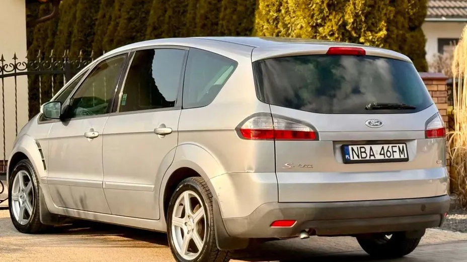 FORD S-MAX -