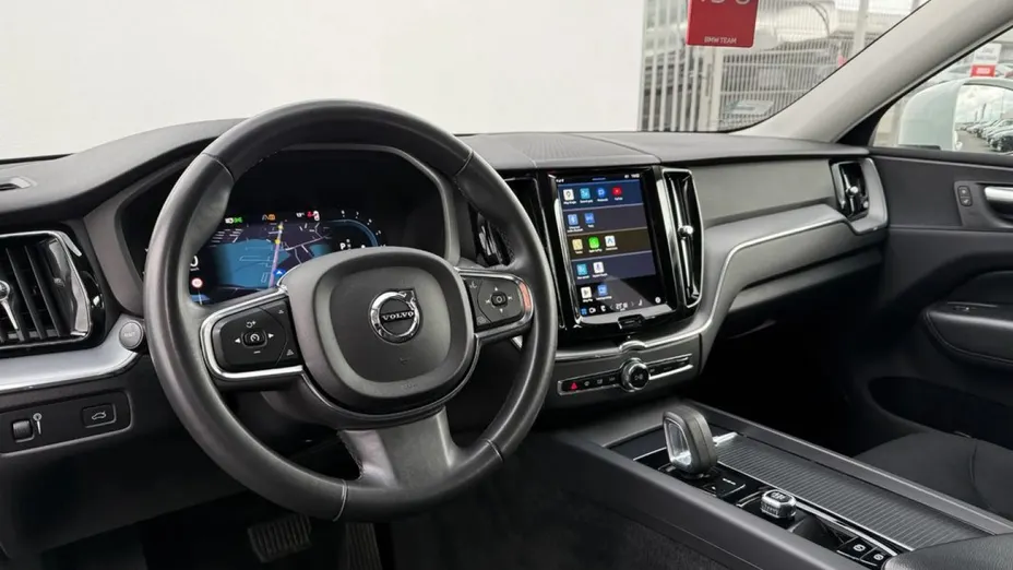 VOLVO XC60 -