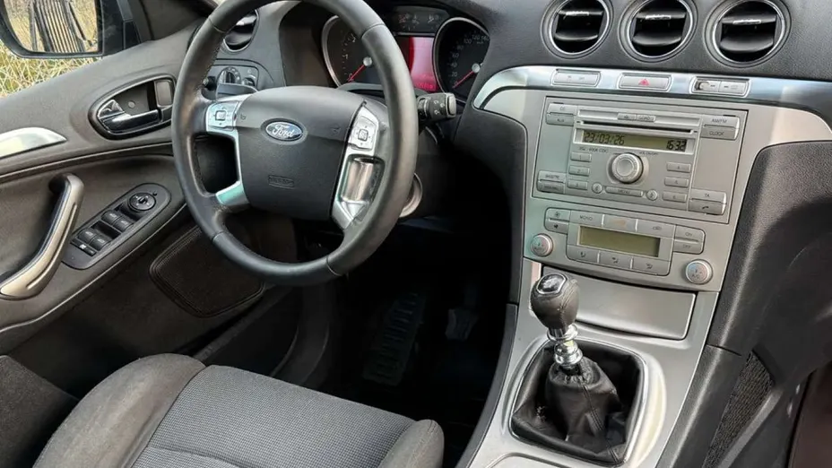 FORD S-MAX -