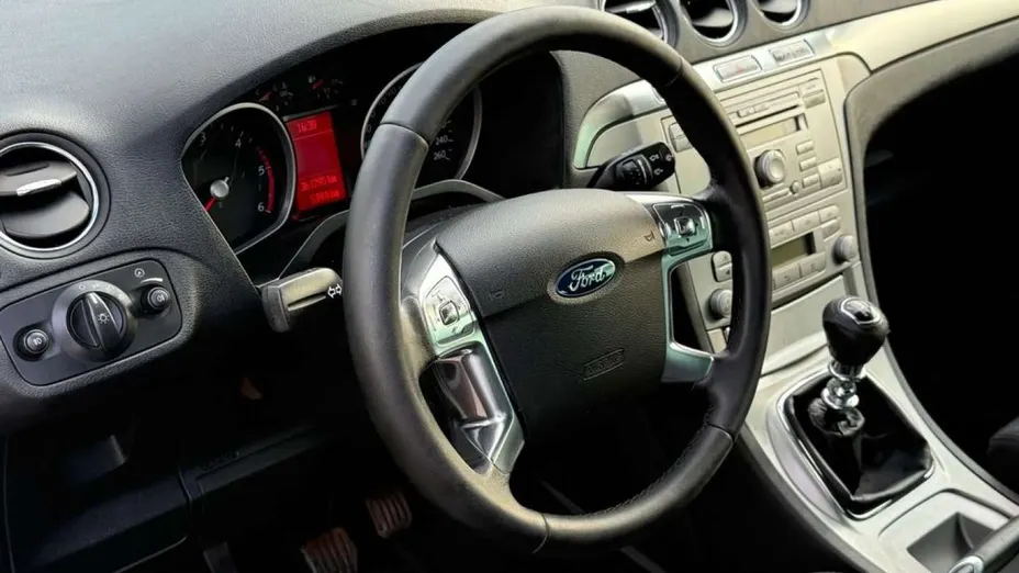 FORD S-MAX -