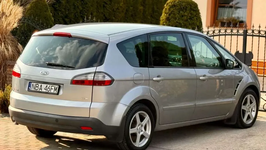FORD S-MAX -