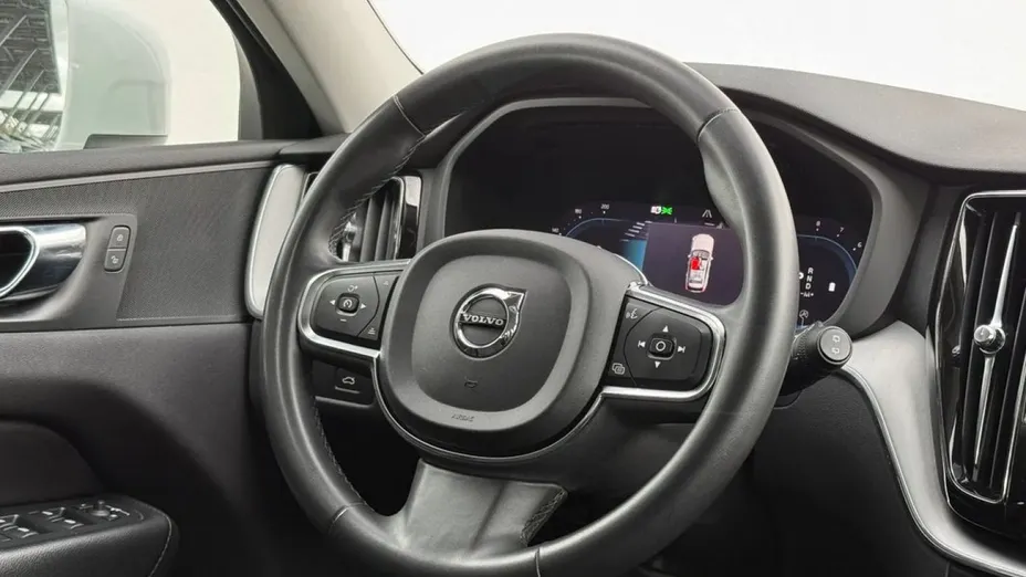 VOLVO XC60 -