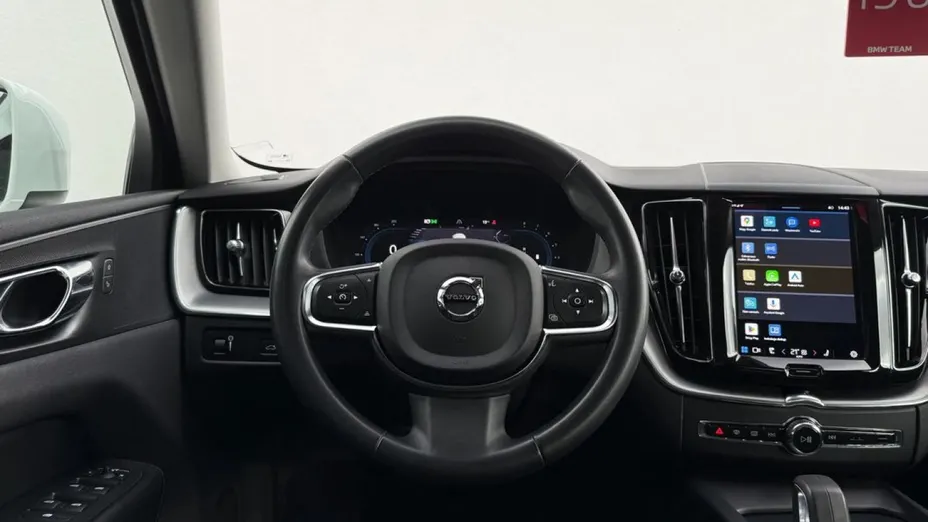 VOLVO XC60 -