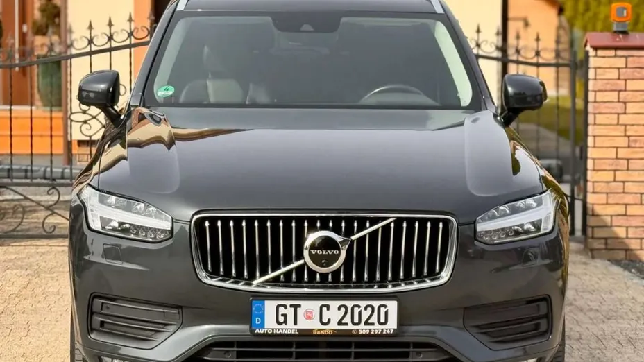 VOLVO XC90 -