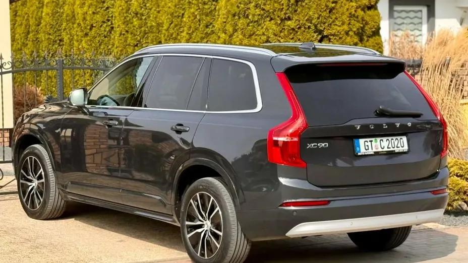 VOLVO XC90 -