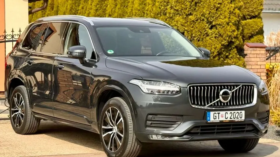 VOLVO XC90 -
