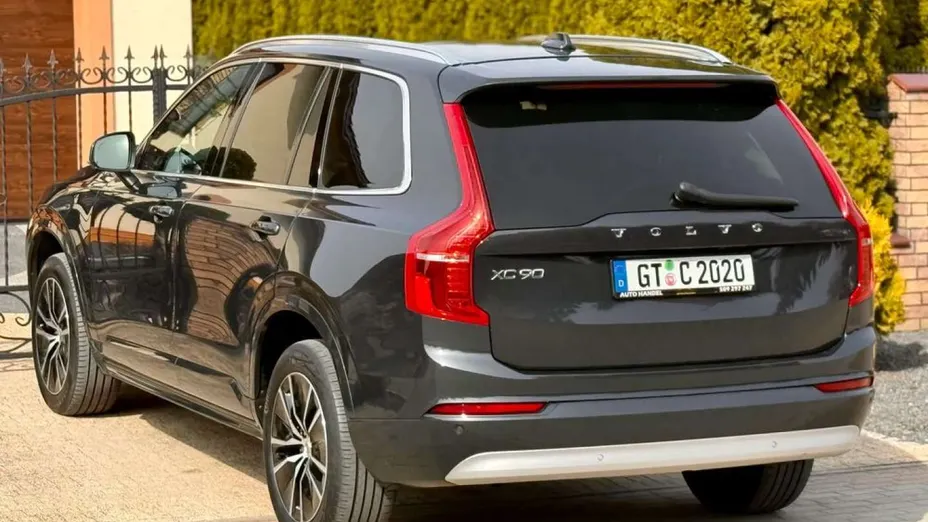VOLVO XC90 -