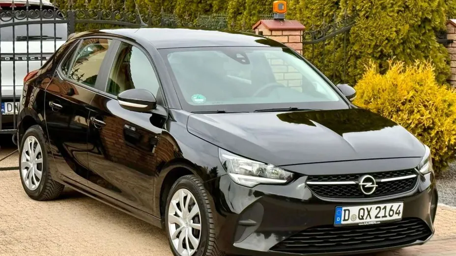 OPEL Corsa -