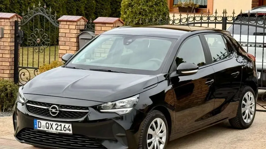 OPEL Corsa -