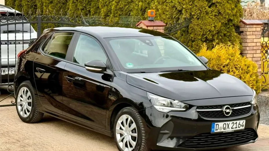 OPEL Corsa -