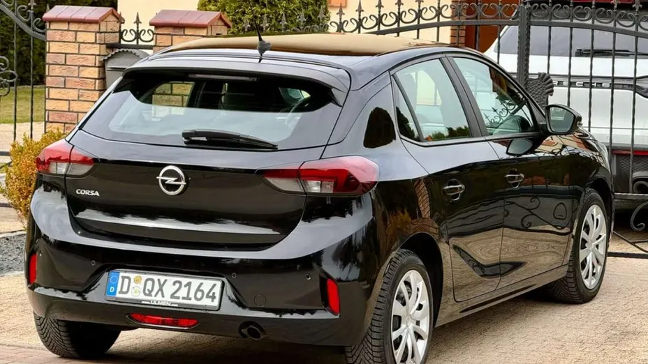 OPEL Corsa -
