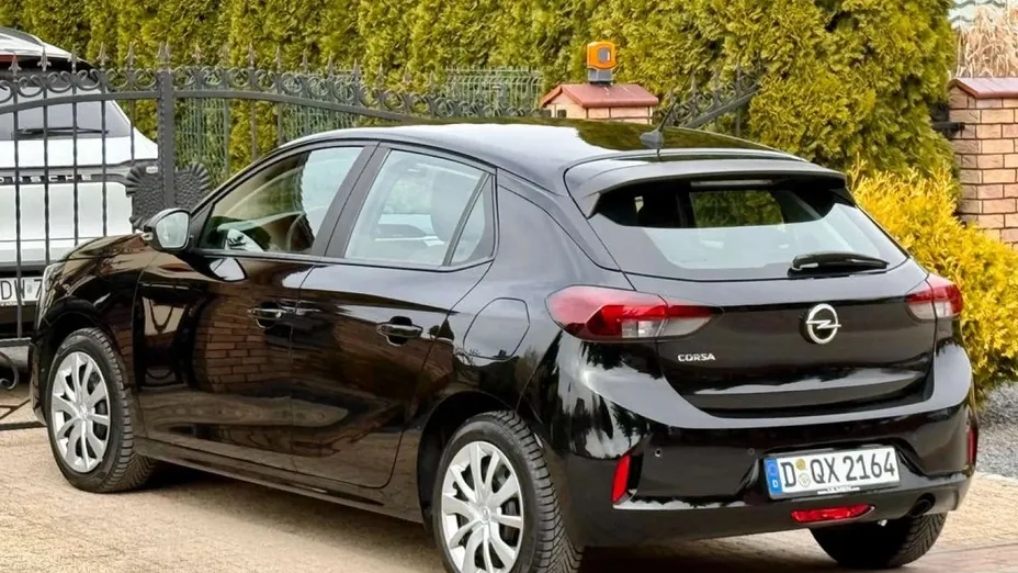 OPEL Corsa -