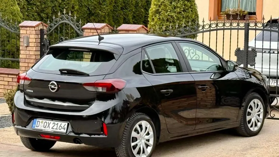 OPEL Corsa -