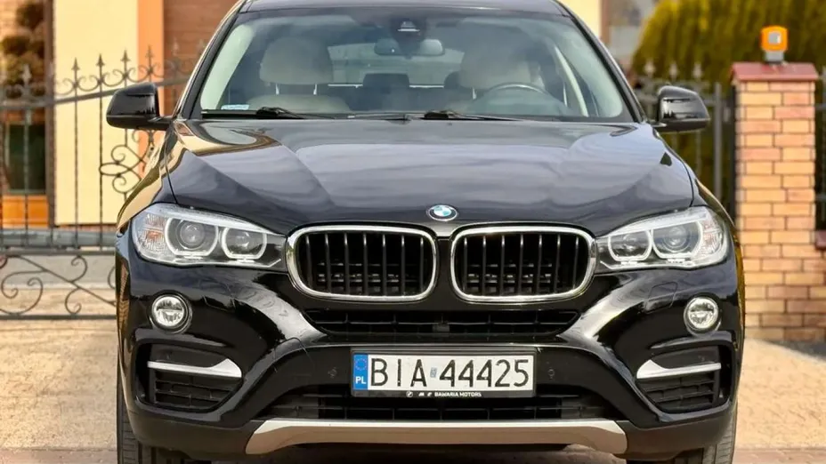 BMW X6 -