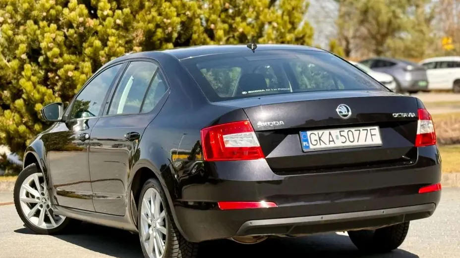SKODA Octavia -