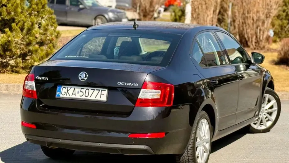 SKODA Octavia -
