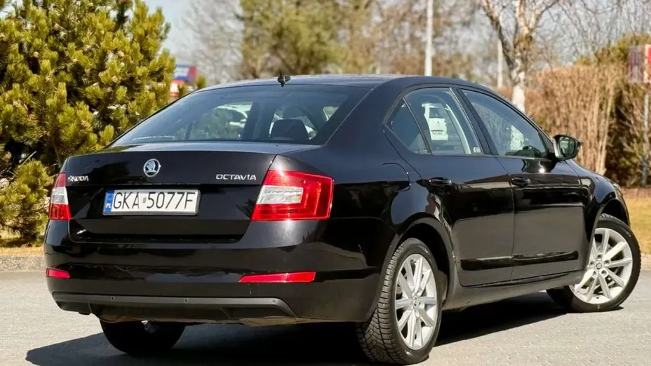 SKODA Octavia -