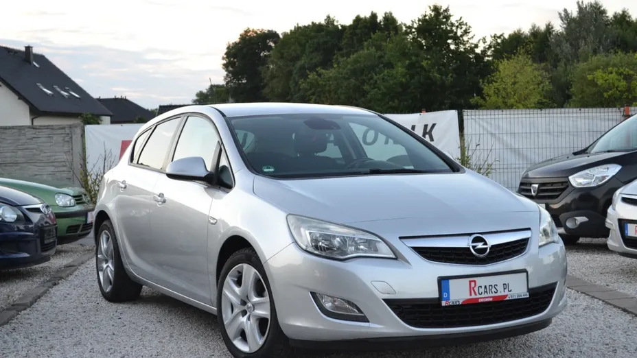 OPEL Astra -
