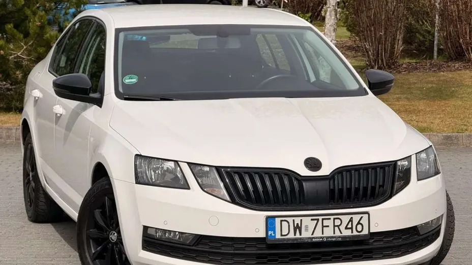 SKODA Octavia -