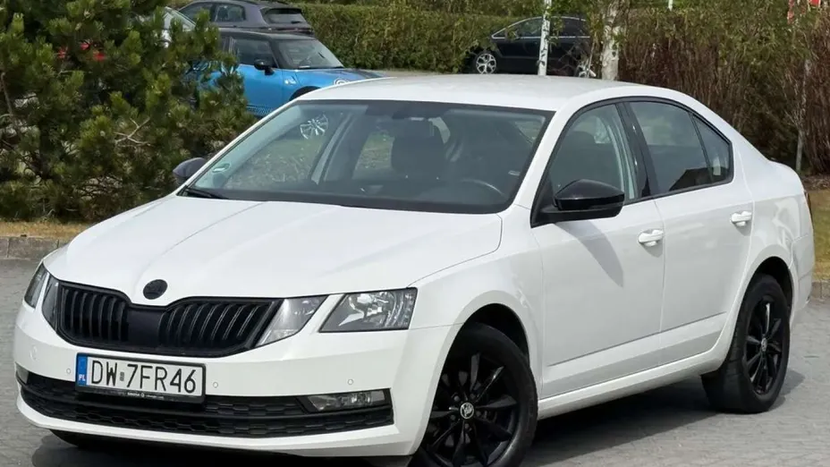 SKODA Octavia -