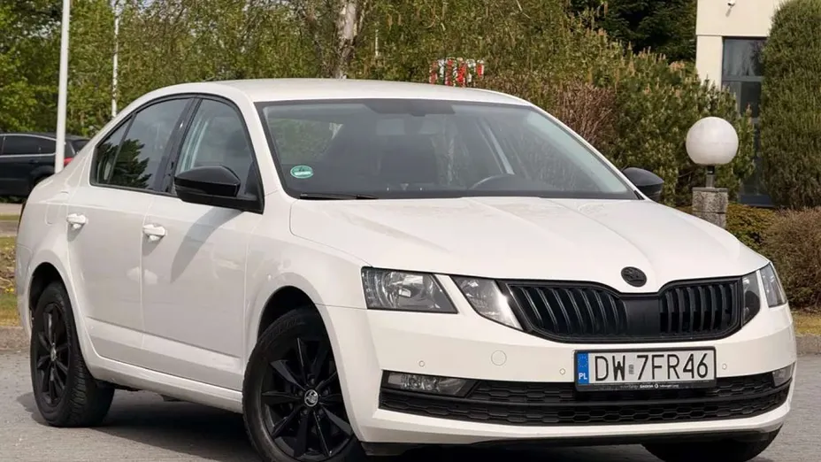 SKODA Octavia -