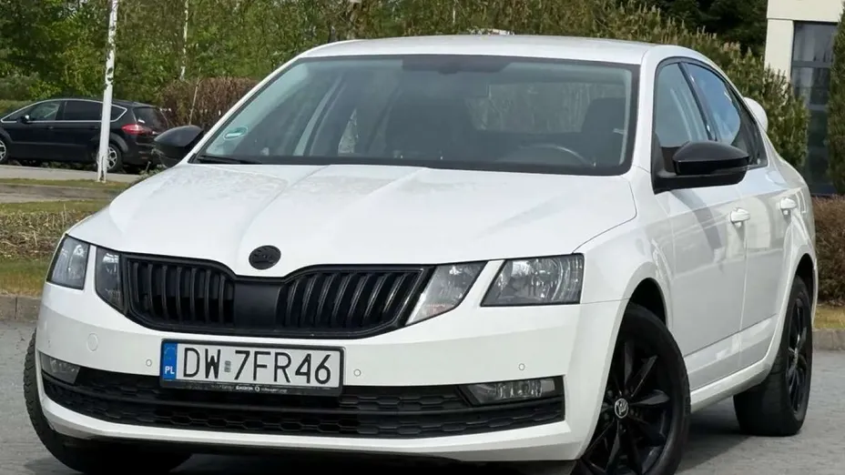 SKODA Octavia -