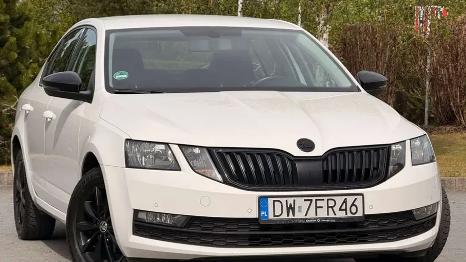 SKODA Octavia -