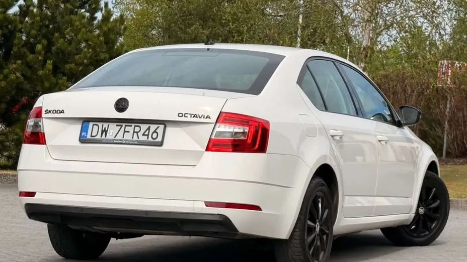 SKODA Octavia -