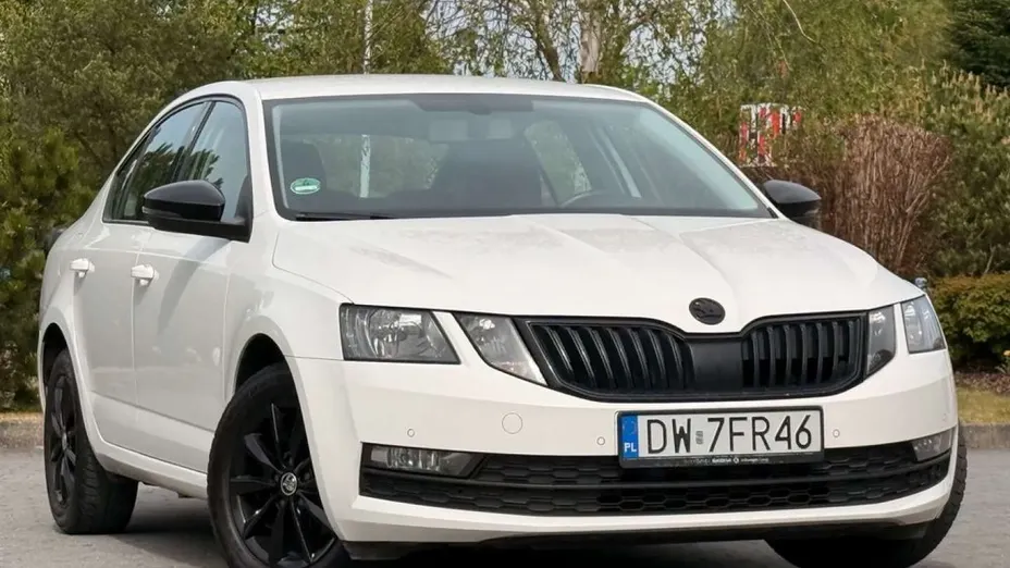 SKODA Octavia -