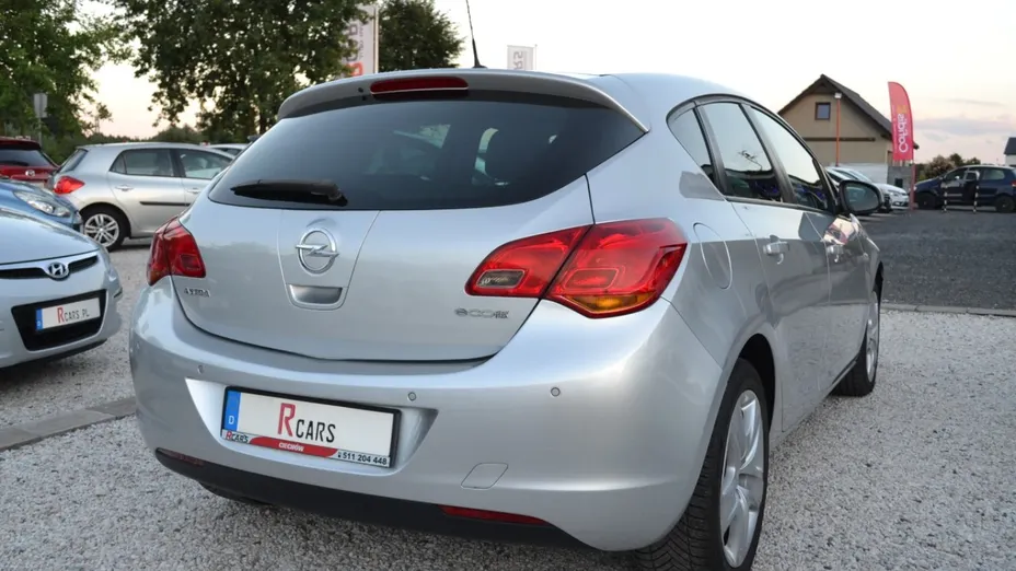 OPEL Astra -