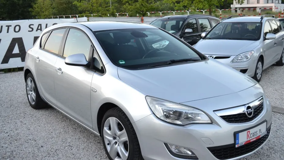 OPEL Astra -