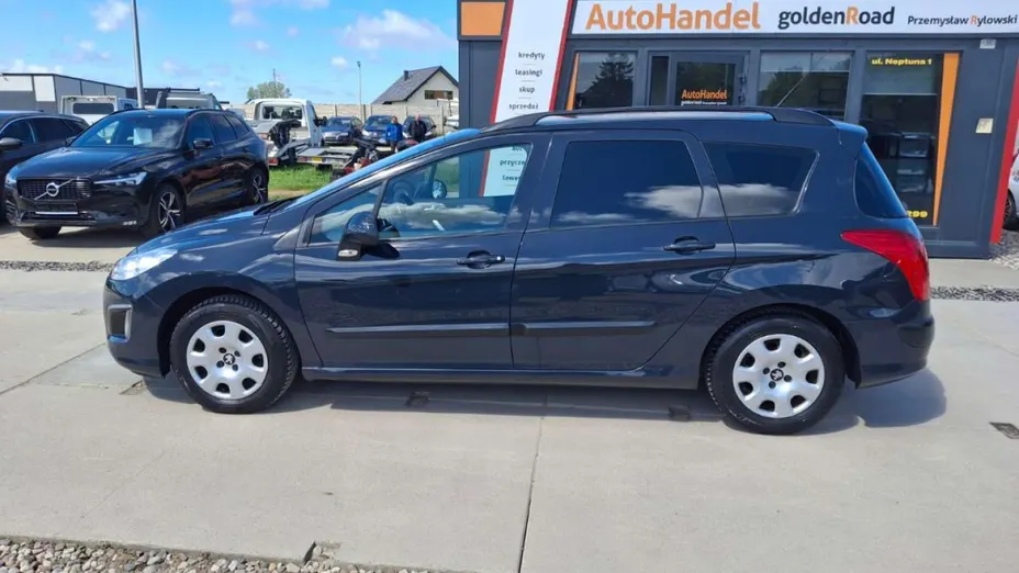 PEUGEOT 308 -