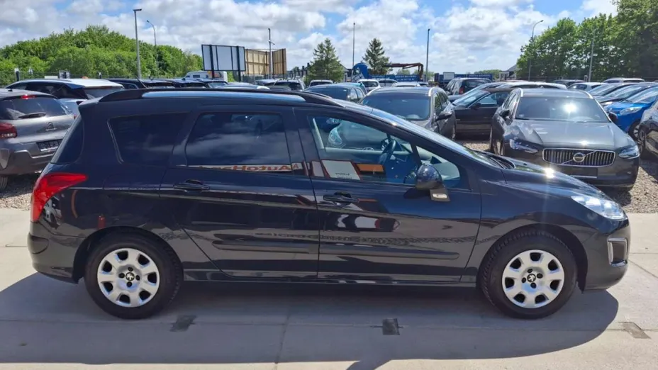 PEUGEOT 308 -