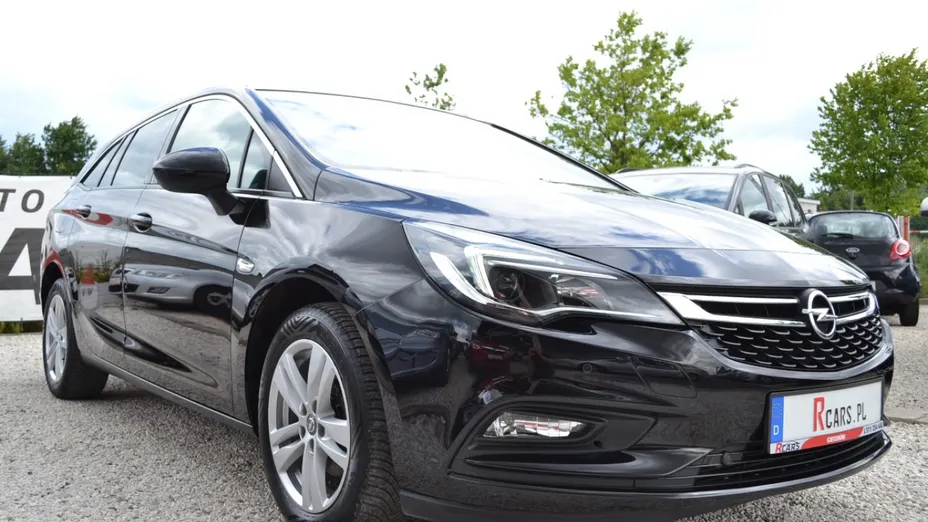 OPEL Astra -