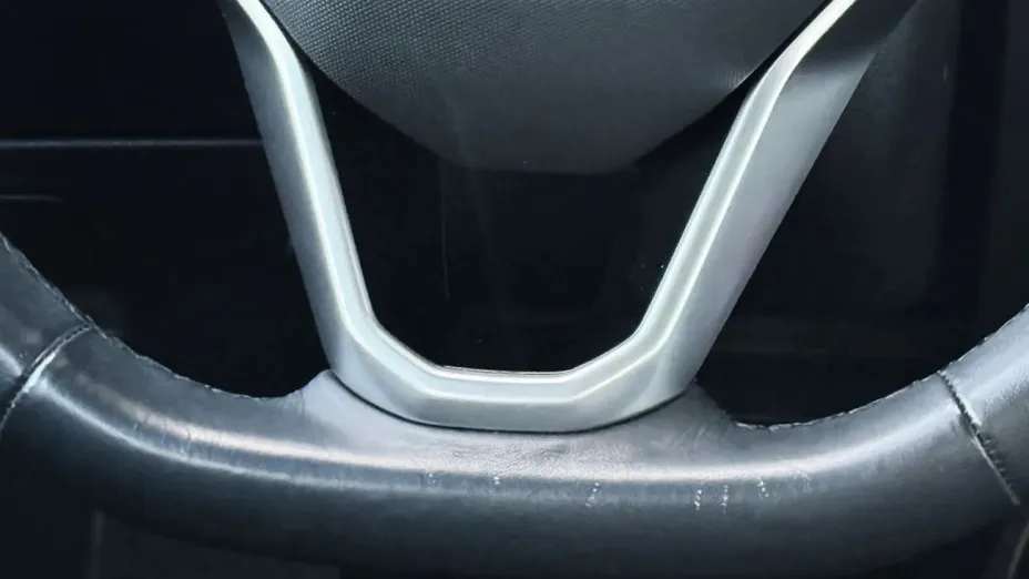 VOLKSWAGEN Passat -