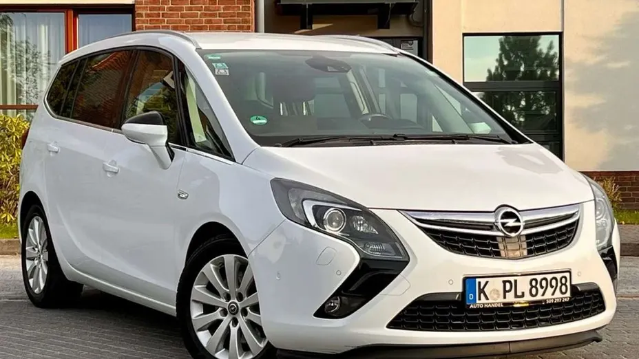 OPEL Zafira -
