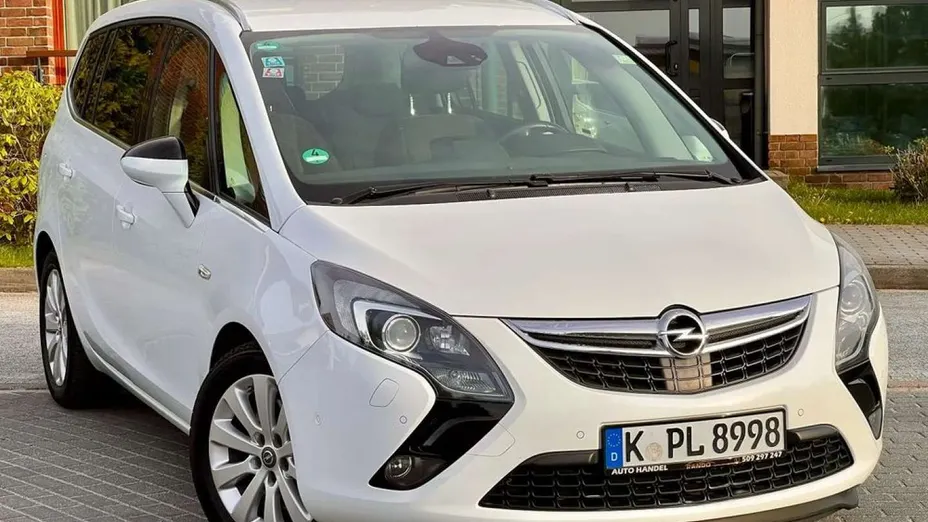 OPEL Zafira -