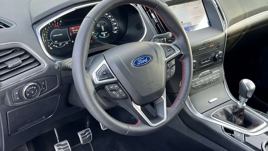 FORD S-MAX -