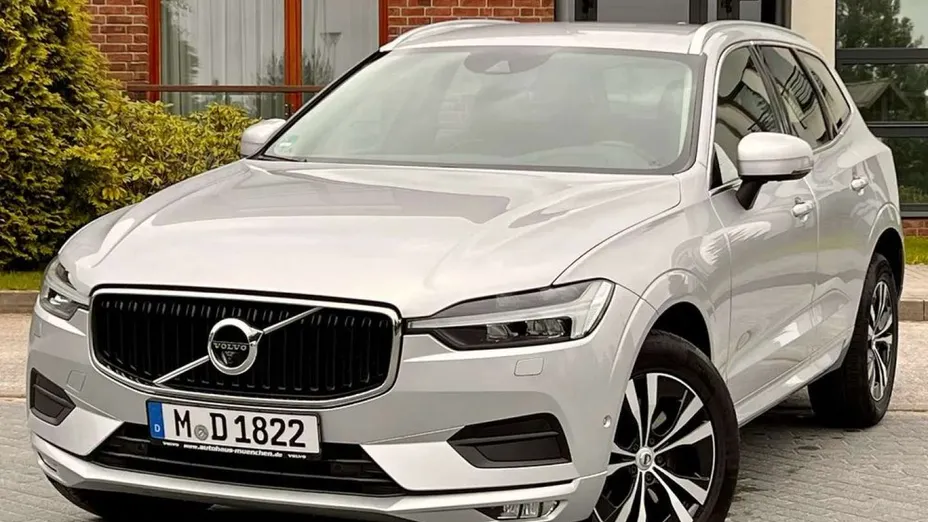 VOLVO XC60 -