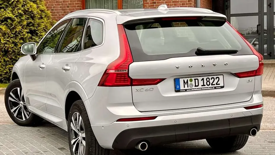 VOLVO XC60 -