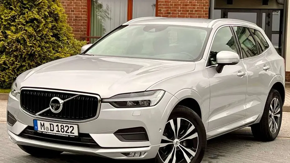 VOLVO XC60 -