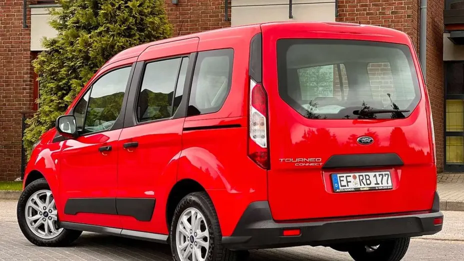 FORD Tourneo Connect -