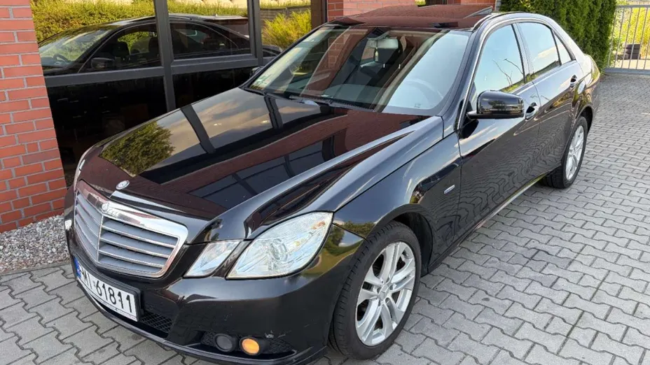 MERCEDES-BENZ E Klasa -