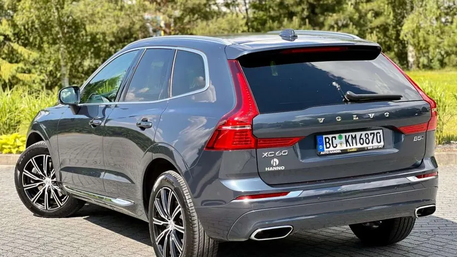 VOLVO XC60 -
