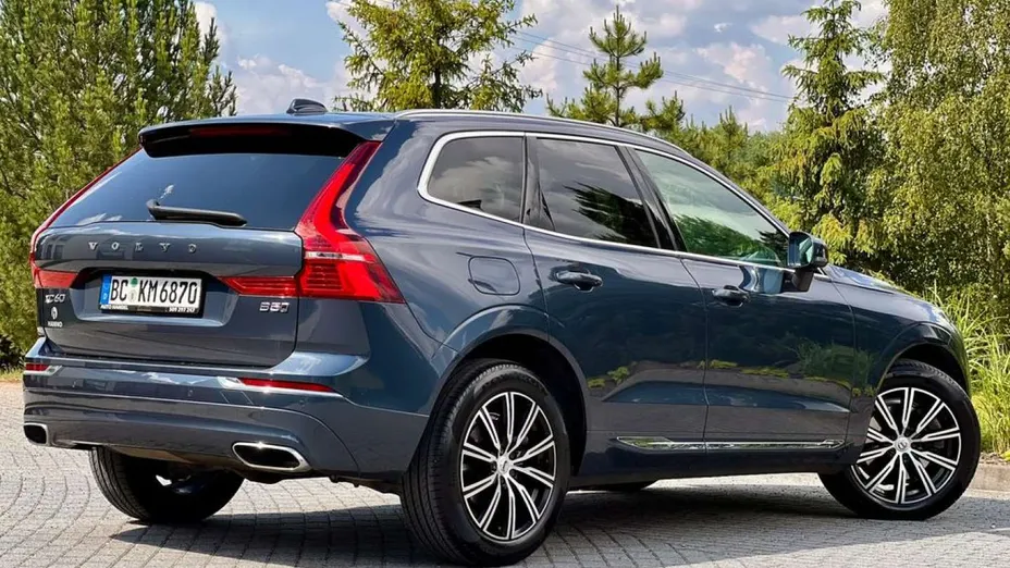 VOLVO XC60 -