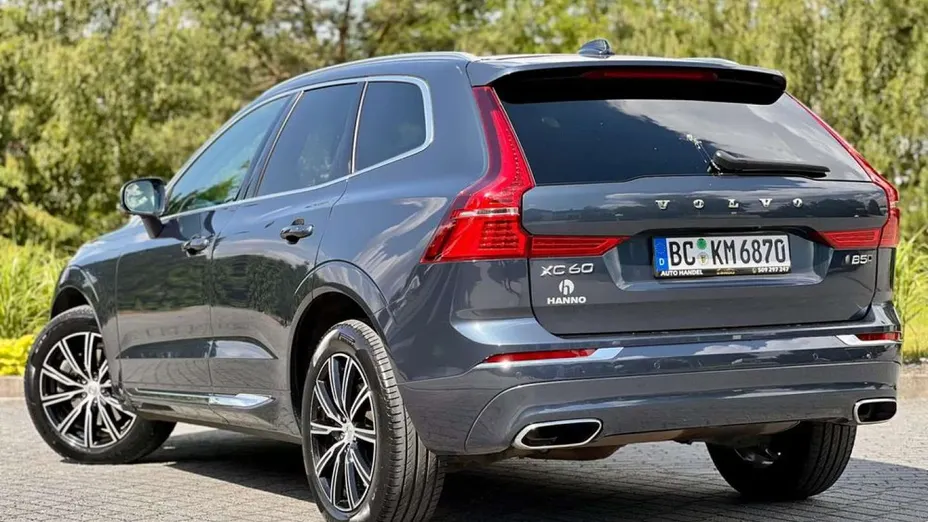 VOLVO XC60 -