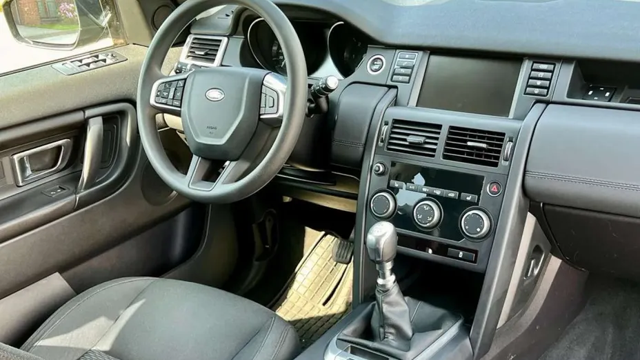 LAND ROVER Discovery Sport -
