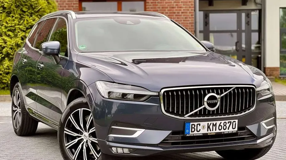 VOLVO XC60 -