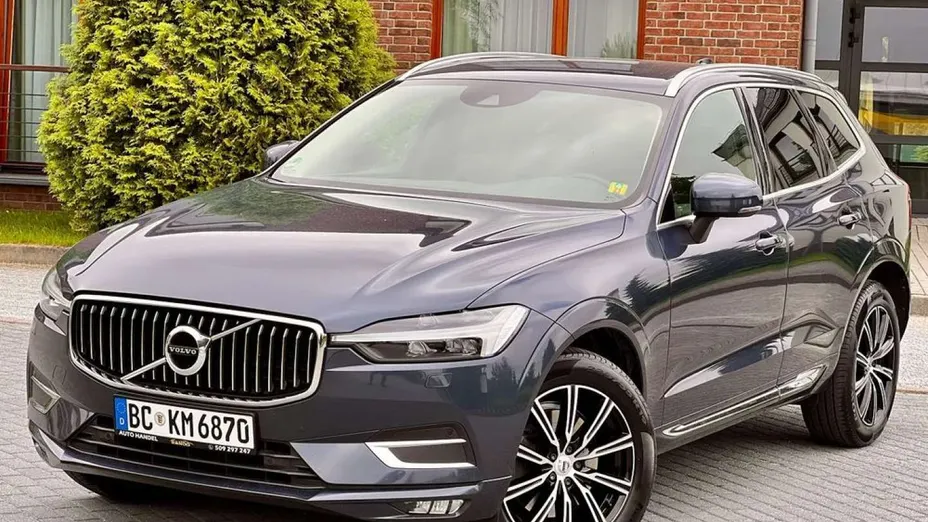 VOLVO XC60 -
